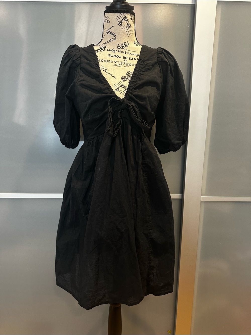Abercrombie & Fitch Black Puff-Sleeve Tie-Front Mini Dress